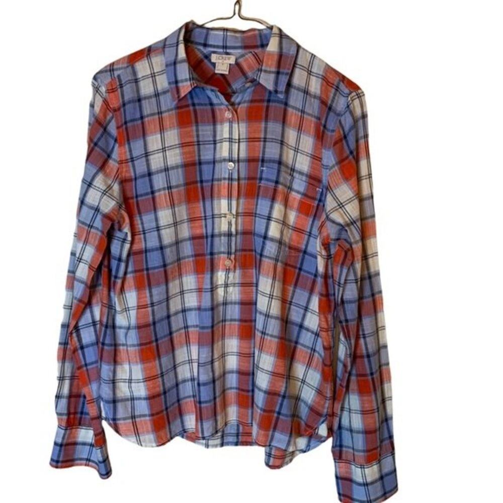J. Crew Factory Plaid Long Sleeve Half Button Down Shirt. Size Small.